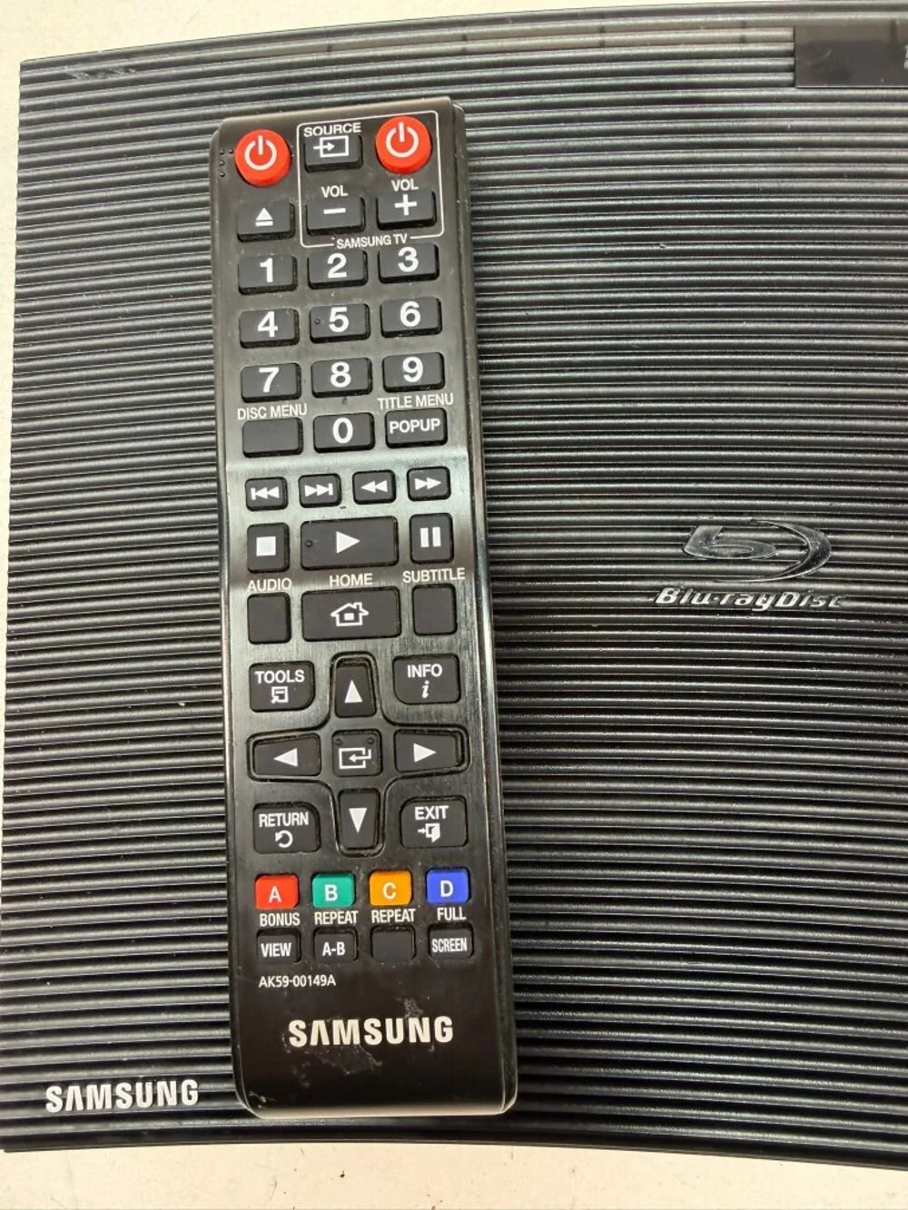 Samsung BD-JM51 Blu-ray Disc / DVD Player Media Streaming w/ Remote HDMI Tested